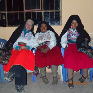 Amantani - photos de filles: Julia et Gloria... Ah oui c'est moi Nath au début!