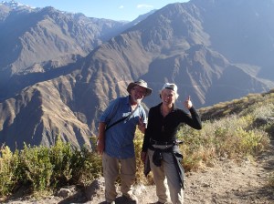 Arequipa - Tour au Cañon del Rio Colca: Mission accomplie: 1000m de remontée en 2h45 pour Nath et Denis peut-être 2h s'il n'avait pas attendu sa douce...